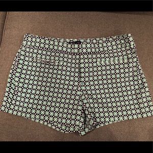 Gap women’s Shorts patterned